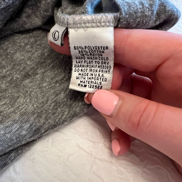 Urban Outfitters Elephant Muscle Tee - Picture 6 of 7